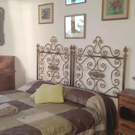 Secret Villa's Garden Homestay Perugia