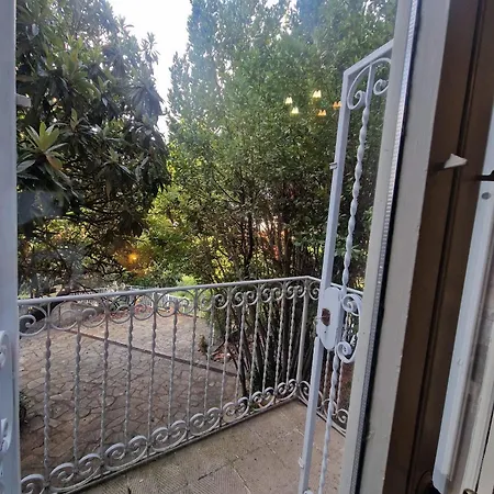 Secret Villa's Garden