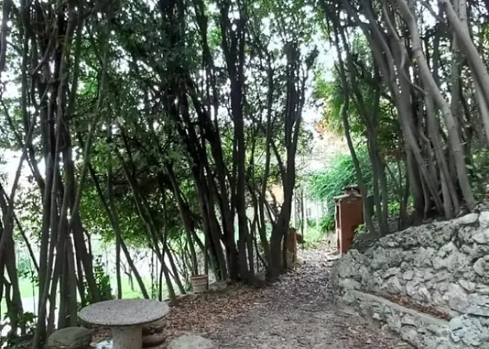 Secret Villa's Garden Alloggio in famiglia