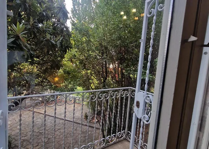 Secret Villa's Garden